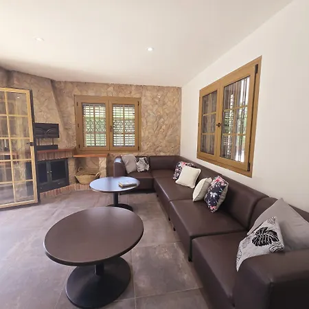 Costabravasuites Duk Villa