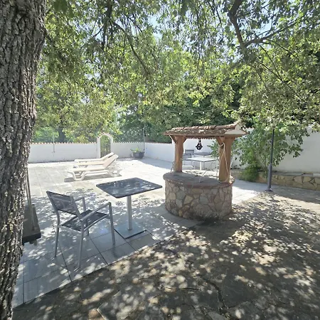 Villa Costabravasuites Duk